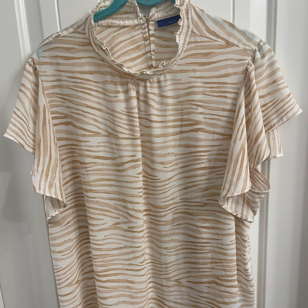 Apt 9 XL Brown and White Flutter Sleeve Top